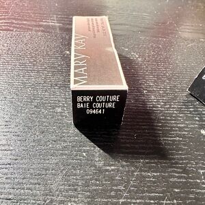 Mary Kay Gel Semi-Shine Lipstick Berry Couture new